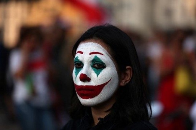 Lübnan, Hong Kong, Şili, İspanya gibi ülkelerde yayılan kitlesel protestolarda eylemcilerin son tercihi 'Joker' maskesi oldu.