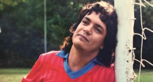 Top Oynamadan 24 Yıl Profesyonel Futbolculuk Yapan Carlos Kaiser'in Sahtekarlık Dolu Hikayesi