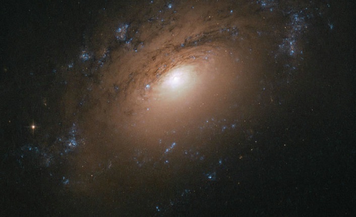 On bir milyar yaşındaki galaksiler görüntülendi