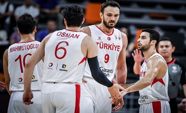 12 Dev Adam FIBA Dünya Kupası'na mağlubiyetle nokta koydu