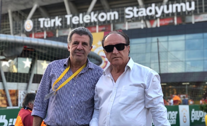 Galatasaray - Kasımpaşa Maç Önü (Falcao Taraftarla Buluşuyor, 50.000 Fatih Terim Tribünde!)