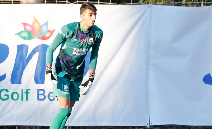 Galatasaray Da Yeni Muslera Berk Balaban Kimdir Kac Yasinda Ajans 1905 Armanin Pesinde Bir Hayat The Life In Pursuit For An Emblem