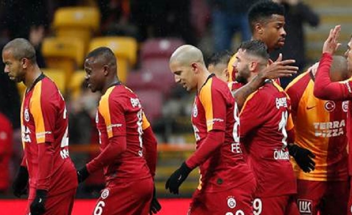 Galatasaray, UEFA engelini aştı!