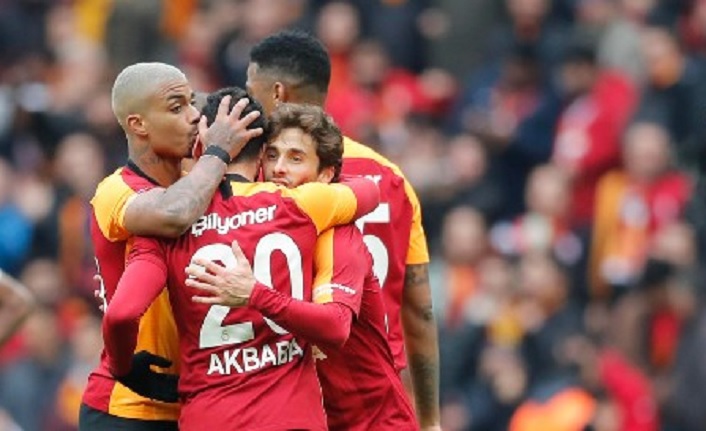 Spor Yazarlarindan Galatasaray Denizlispor Maci Yorumlari Ajans 1905 Armanin Pesinde Bir Hayat The Life In Pursuit For An Emblem