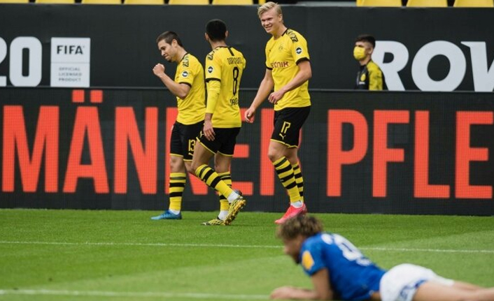 Dortmund'dan derbi zaferiyle muhteşem geri dönüş!