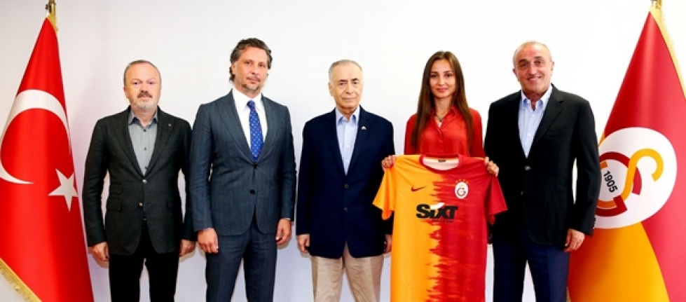 Galatasaray ile SIXT rent a car arasında sponsorluk anlaşması imzalandı