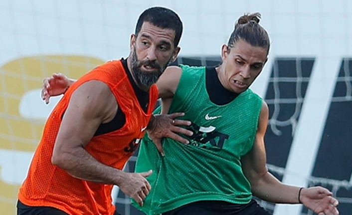 Arda Turan Fatih Terim - Fatih Terim Arda Turan Galatasaray Denizlispor Macina Damga Vuran Kare Galatasaray Gs Haberleri - Milli takımı bıraktım, arkamdan neden hala konuşma geçiyor onu anlamıyorum dedi.