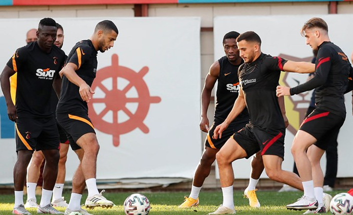 Galatasaray'da Fatih Terim 3 yıldızı kulübeye çekecek!