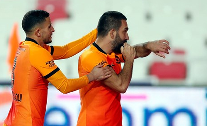 Sivasspor 1-2 Galatasaray (ARDA TURAN!!!, Belhanda Gol ve Asist)