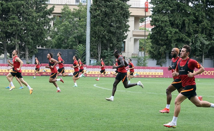 Galatasaray’ın yeni 6 numarası Aliou Dieng mi oluyor?