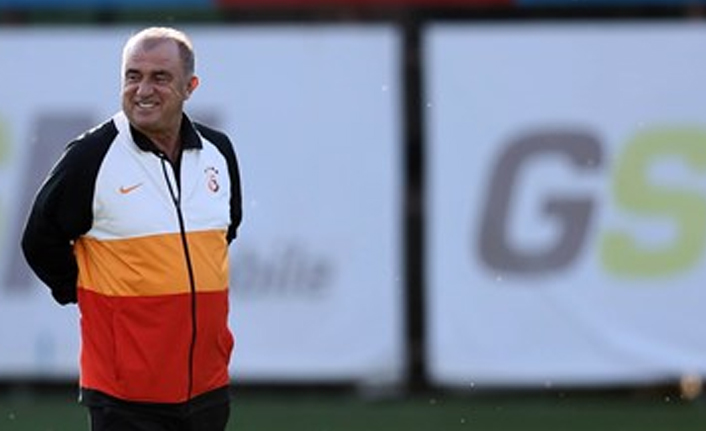 Galatasaray'da sağ bek için 4 aday!