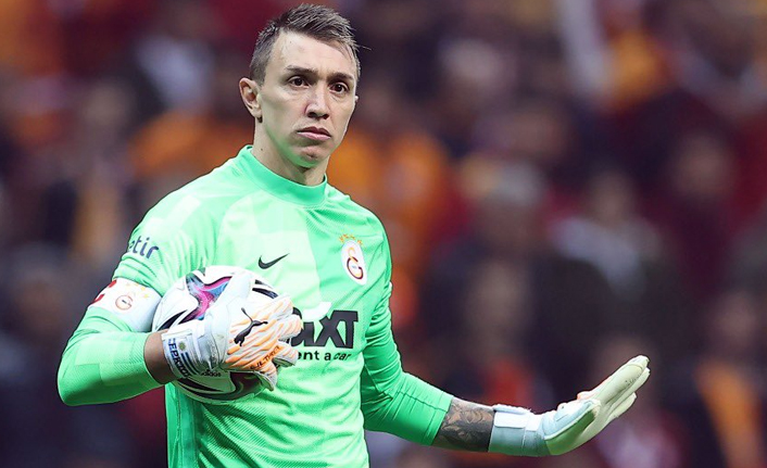 Galatasaray'da Muslera hedef tahtasında!