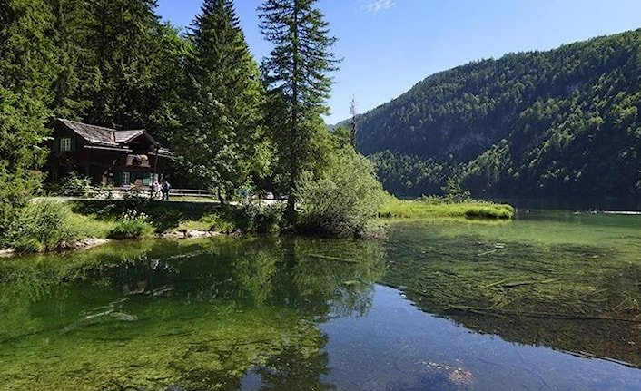 Kayıp Nazi altınlarının dibinde olduğuna inanılan Toplitz Gölü