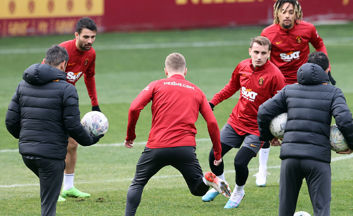 Galatasaray ve Okan Buruk rekorlar için sahaya çıkıyor