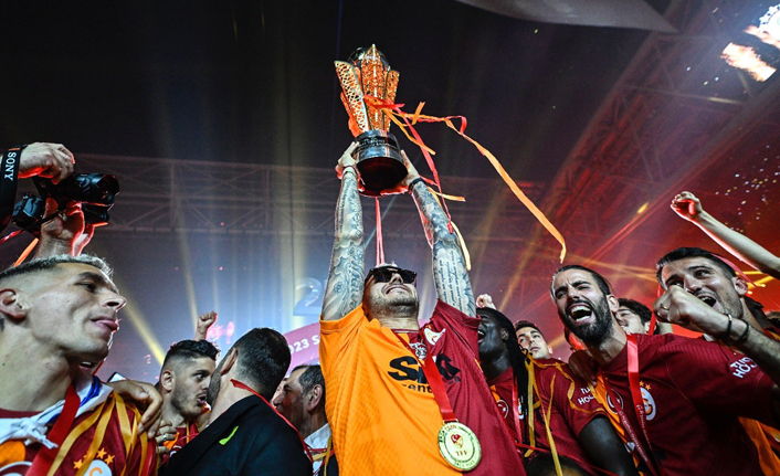 Yüzyılın şampiyonu Galatasaray