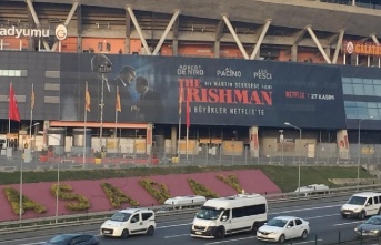 The Irishman, Ali Sami Yen Spor Kompleksi Türk Telekom Stadyumu'ndaki reklam panolarında yerini aldı