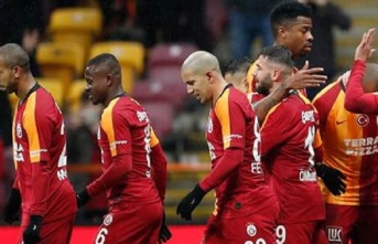 Galatasaray, UEFA engelini aştı!