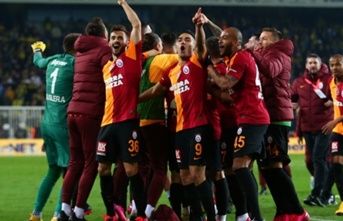 Galatasaray'da 4 imza birden!