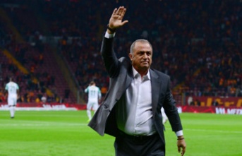 Galatasaray'da 10 milyon euro kasada kaldı