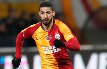 Galatasaray'dan Akbaba'ya "indirimli" yeni sözleşme