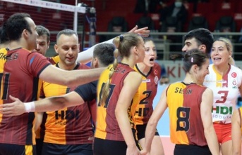 Galatasaray Voleybol Takımları Tarih Yazıyor!