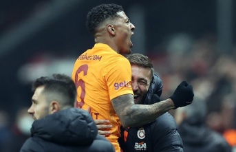 Galatasaray'da Rize maçı kahramanı: Aanholt!