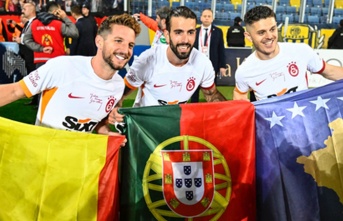 Dries Mertens: “Şampiyon olduğumuz için inanılmaz mutluyum”