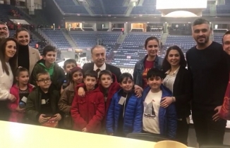 Başkan Mustafa Cengiz, Esenyurt Ahmet Keleşoğlu İlkokulu öğrencileri ile bir araya geldi